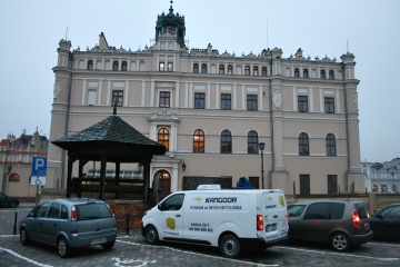 wypożyczalnia aut dostawczych w Jarosławiu