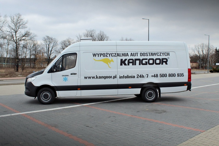 samochody ciężarowe chłodnie