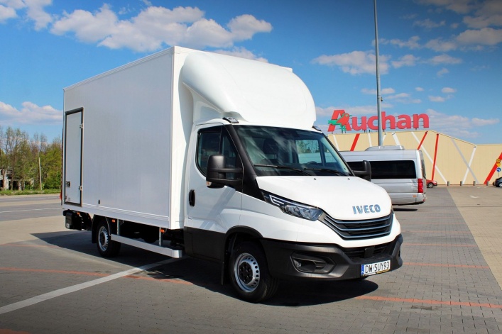 winda IVECO 445 cm